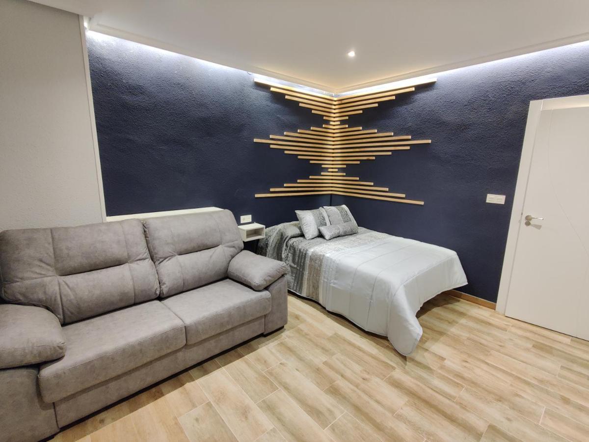 Duerme A Gusto - Tu Habitacion Acogedora En Torredonjimeno Eksteriør billede
